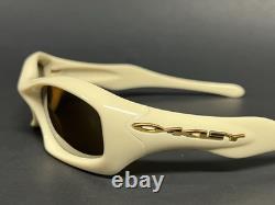MINT RARE OAKLEY FATCAT CREAM GOLD display vintage non metal frame