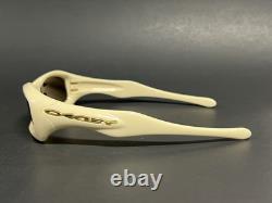 MINT RARE OAKLEY FATCAT CREAM GOLD display vintage non metal frame