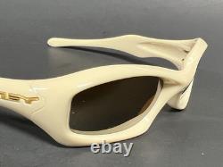 MINT RARE OAKLEY FATCAT CREAM GOLD display vintage non metal frame