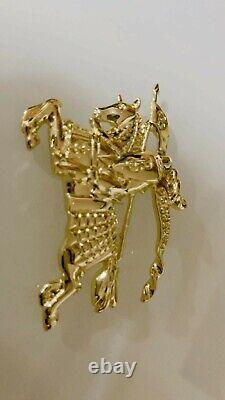 RARE BURBERRY GOLD PLATED EQUESTRIAN KNIGHT ANTIQUE BROOCH VINTAGE solid brass