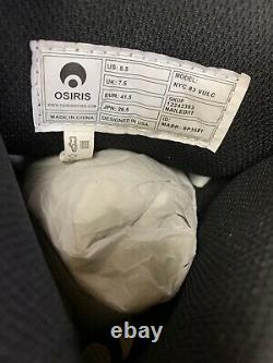 RARE? Osiris NYC 83 Vulc NAIL IT Silver Metallic Men's 8.5 VNTG Skate Shoe New