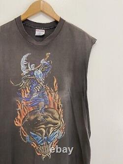 RARE VTG 90s 1995 MEGADETH YOUTHANASIA ROCK METAL faded metallica fog T-SHIRT XL