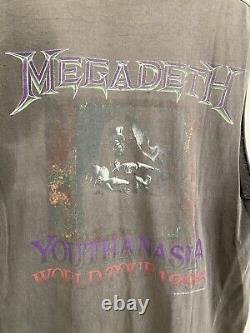 RARE VTG 90s 1995 MEGADETH YOUTHANASIA ROCK METAL faded metallica fog T-SHIRT XL