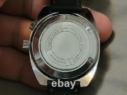 Rare Vintage Clinton Base Metal Month Day/Date Manual Wind Men''s Watch