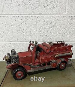 Rare Vintage Metal Tin Fire Truck Old Red Rare Collectible Truck 19 Red Truck