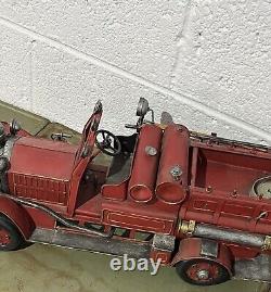 Rare Vintage Metal Tin Fire Truck Old Red Rare Collectible Truck 19 Red Truck