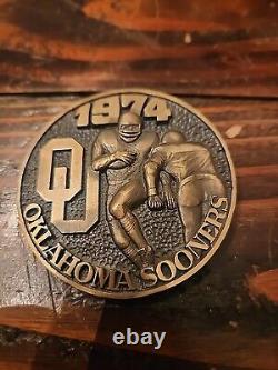 VINTAGE Rare 1974 Oklahoma Sooners Bronze Medalian. Very Nice Item