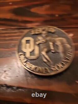 VINTAGE Rare 1974 Oklahoma Sooners Bronze Medalian. Very Nice Item