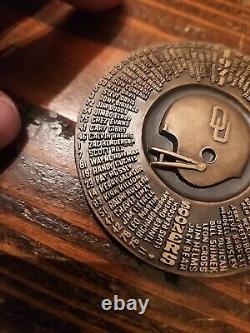 VINTAGE Rare 1974 Oklahoma Sooners Bronze Medalian. Very Nice Item