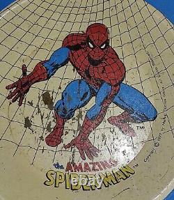 VINTAGE VERY RARE Metal plate MEISTER BRAZIL SPIDER MAN SPIDERMAN MARVEL 1977