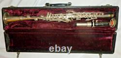 Vintage BOSTON WONDER Silver Tone RARE metal clarinet w. Case