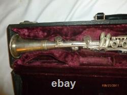 Vintage BOSTON WONDER Silver Tone RARE metal clarinet w. Case