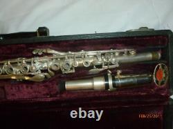 Vintage BOSTON WONDER Silver Tone RARE metal clarinet w. Case
