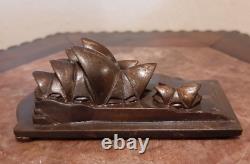 Vintage Metal Sydney Opera House (RARE)