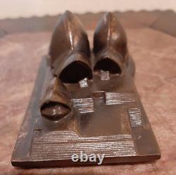 Vintage Metal Sydney Opera House (RARE)