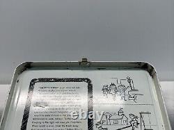 Vintage RARE Disney's Disneyland Monorail/Submarine Metal Lunchbox Aladdin