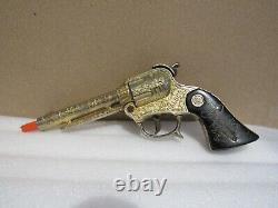 Vintage RARE Hop Along Cassidy Wyandotte Toy Pistol Cap Gun Metal Engraved