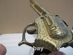 Vintage RARE Hop Along Cassidy Wyandotte Toy Pistol Cap Gun Metal Engraved