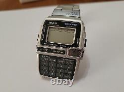Vintage Rare Casio 1591 DBC-V500 Easy Rec Data Bank Wrist Watch With Calculator