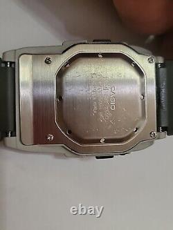 Vintage Rare Casio 1591 DBC-V500 Easy Rec Data Bank Wrist Watch With Calculator