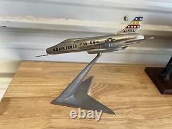 Vintage Rare Jet Fighter Metal Super Sabre F-100 Desk Plane Statue