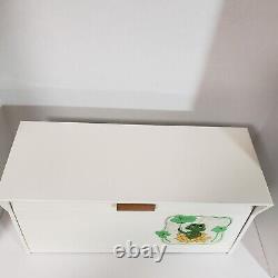 Vtg Sears And Roebuck Neil The Frog Metal Bread Box White Frogs Kitchen Rare