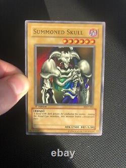 Yugioh Summoned Skull MRD-003 1st Edition Ultra Rare NA English Vintage